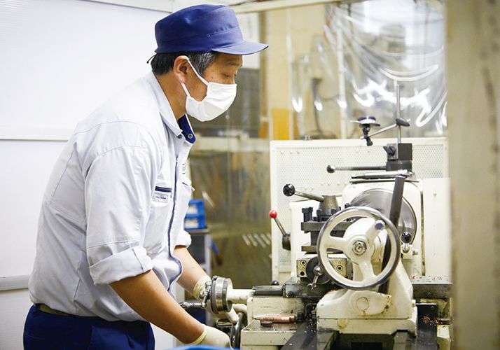 合金開発製造（放電加工用電極、電気接点材料）