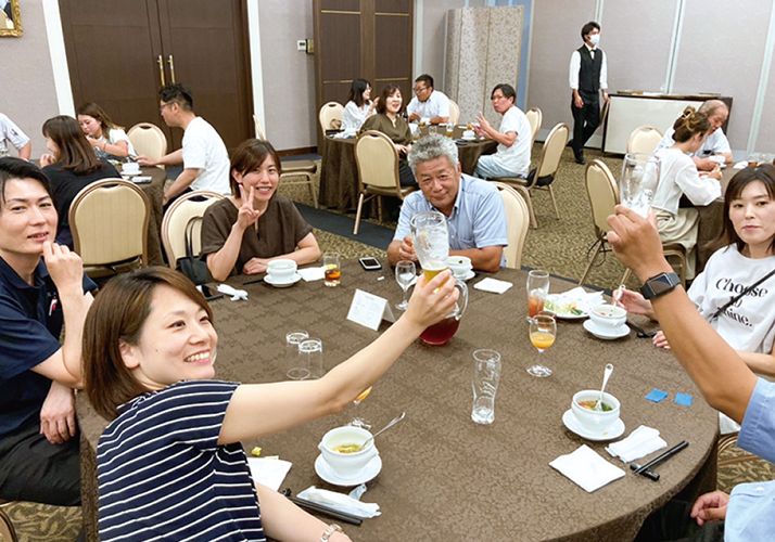 食事を通した社内コミュニケーションが盛ん
